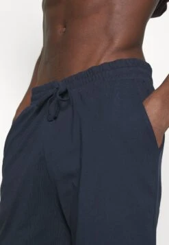 Pier One Pyjama - Dark Blue/Bordeaux 14 Pier One Pyjama - Dark Blue/Bordeaux -Pier One Verkoopwinkel 054dcd8e459c410aa898a7f88c95e5c4