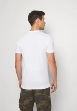 Pier One 7 Pack - T-Shirt Basic - White 10 Pier One 7 Pack - T-Shirt Basic - White -Pier One Verkoopwinkel 06de93fe02e54e4393a57063dcac320c