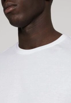 Pier One 3 Pack - T-Shirt Basic - White/Black/Light Grey -Pier One Verkoopwinkel 122d0709c72e447f82ad50ef09ab3779