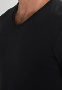 Pier One 2 Pack - T-Shirt Basic - Black -Pier One Verkoopwinkel 144a18a099e5428c92602fed22a8b338