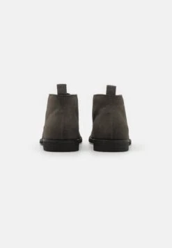 Pier One Unisex - Sportieve Veterschoenen - Grey -Pier One Verkoopwinkel 1a69c3b5a7ed49d2869b1ff1aeeb8355