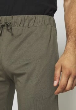 Pier One 2 Pack - Pyjamabroek - Black/Khaki -Pier One Verkoopwinkel 2d7e8aabb1c34004a160f9bd3c559011