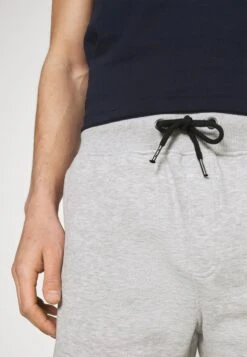 Pier One 2 Pack - Shorts - Mottled Light Grey/Dark Blue 13 Pier One 2 Pack - Shorts - Mottled Light Grey/Dark Blue -Pier One Verkoopwinkel 4492c0dabf24436a989a44a463fac6c0