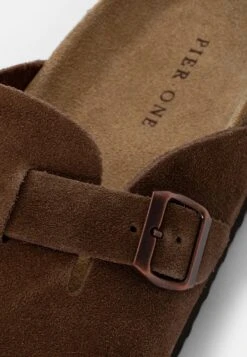 Pier One Leather Unisex - Pantoffels - Brown -Pier One Verkoopwinkel 47364cdc1dcd4794860a5f6810594e6c