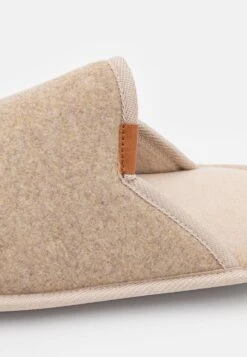 Pier One Pantoffels - Beige -Pier One Verkoopwinkel 4bb8e183218649be8d160cd154643fa0