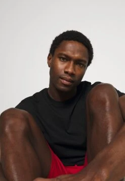 Pier One 3 Pack - Pyjamabroek - Black/Mottled Dark Grey/Red -Pier One Verkoopwinkel 4f57fa2361ff43dba0b55c4847802e72