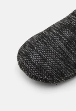 Pier One Pantoffels - Black -Pier One Verkoopwinkel 50c6e37e4898429699554a8740194458