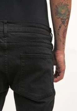Pier One Slim Fit Jeans - Black Denim -Pier One Verkoopwinkel 9441b2be9a04454c880955ca3191995b