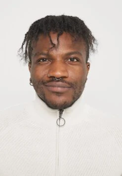 Pier One Vest - Off White 14 Pier One Vest - Off White -Pier One Verkoopwinkel a6e87c920a6e46b1a88e5281364b634e