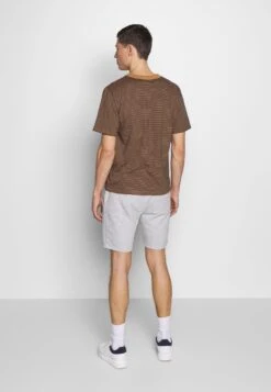 Pier One 2 Pack - Shorts -Light Grey /Black -Pier One Verkoopwinkel a95507bb1b644136a259c68258b032f4