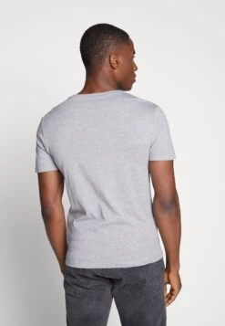 Pier One 3 Pack- T-Shirt Basic - Black, Grey, Green -Pier One Verkoopwinkel b3e2272097fd45d28e31884f564c0681