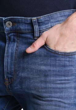 Pier One Straight Leg Jeans - Mid Blue -Pier One Verkoopwinkel b86dfcaf98354d35b01b30966e418ca1