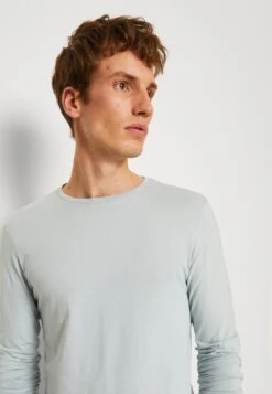 Pier One 2 Pack - Longsleeve - Light Blue/Dark Blue -Pier One Verkoopwinkel d315311a1b6348f89442cc5ec2361513