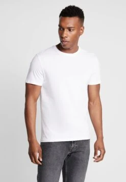 Pier One 3 Pack - T-Shirt Basic - White -Pier One Verkoopwinkel e50b2210dfa14aeebbb37ff387ca1259